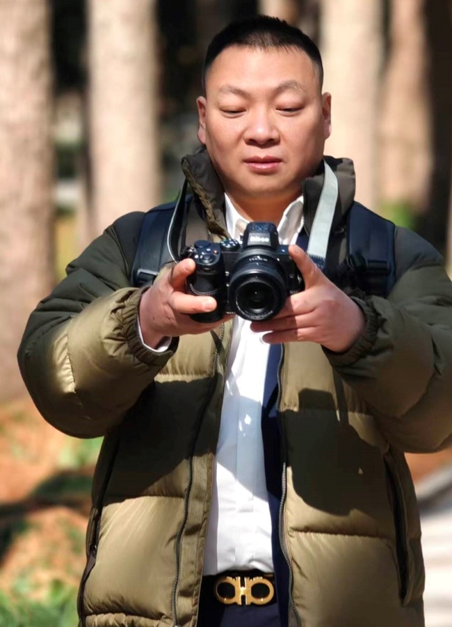 С������